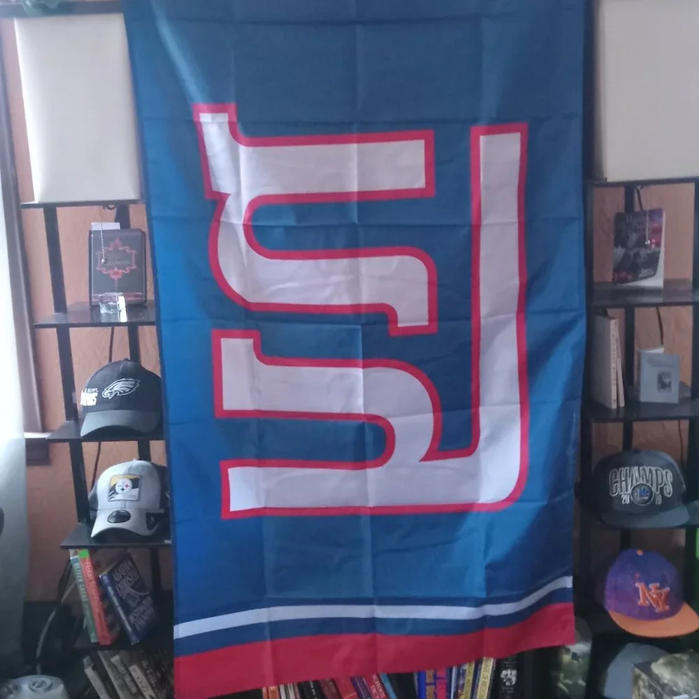NEW New York Giants NFL 3X5 Feet Flag Banner Wall Decor or Pole Hang